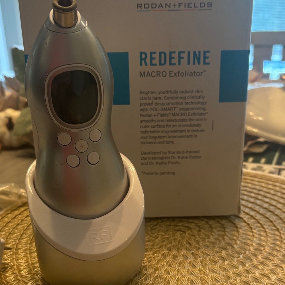 Rodan + Fields Redefine MACRO Exfoliator